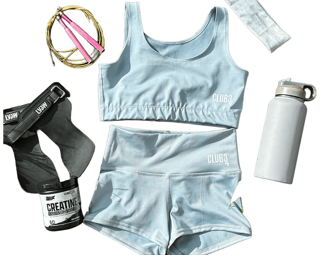 Modelos usando ropa deportiva de Club 34